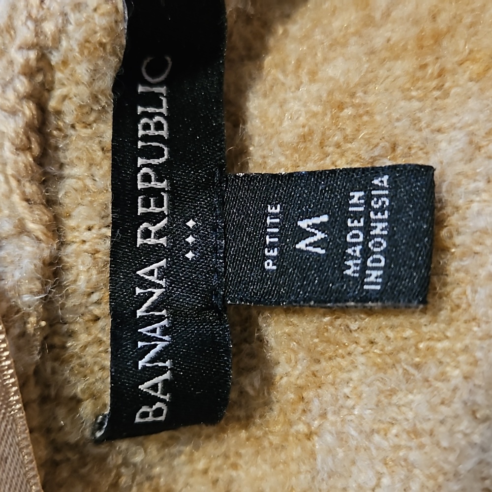Banana Republic, open front, long sleeve, cardigan. Size MP - Picture 3 of 5